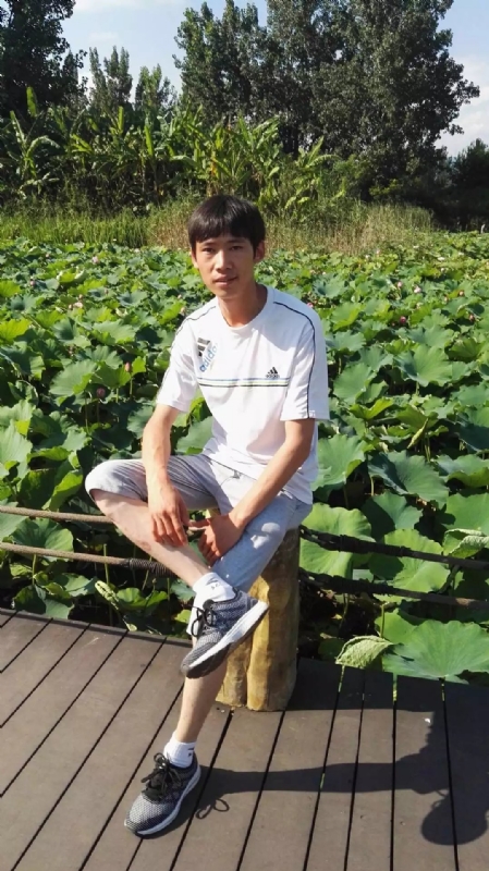 洛佐山娃的第一张照片--凉山交友中心